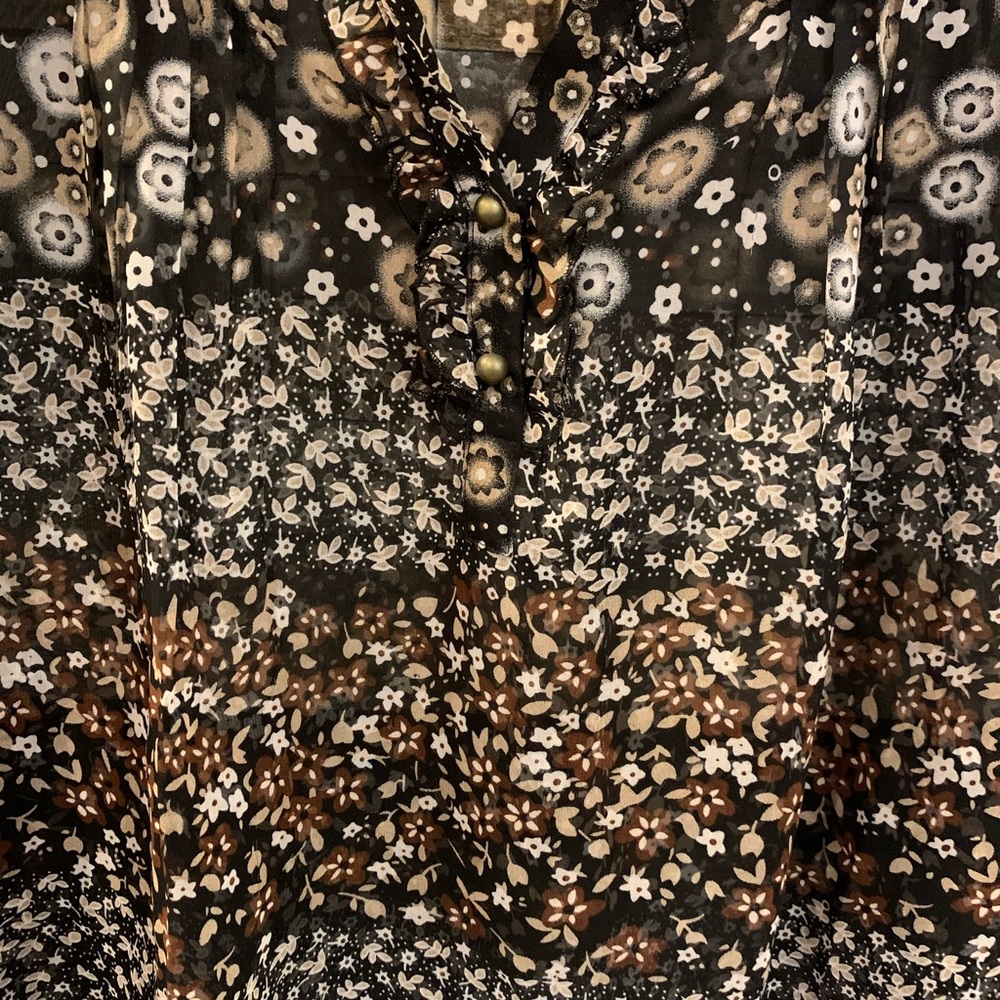 Blouse - Picture 2 of 3